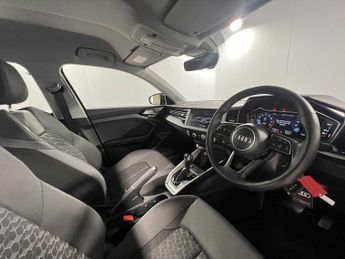 Audi A1 Sportback Sport 25 TFSI  95 PS S tronic