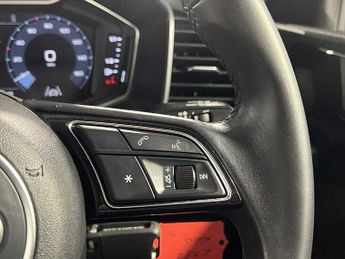 Audi A1 Sportback Sport 25 TFSI  95 PS S tronic