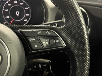 Audi Q2 S line 35 TFSI  150 PS S tronic