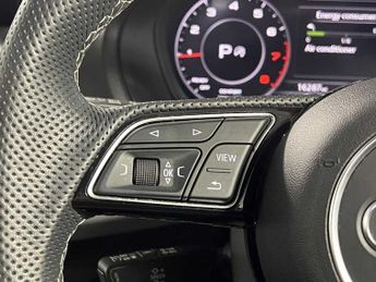 Audi Q2 S line 35 TFSI  150 PS S tronic