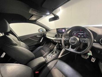 Audi Q2 S line 30 TDI  116 PS S tronic