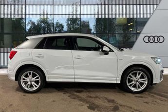 Audi Q2 S line 30 TDI  116 PS S tronic