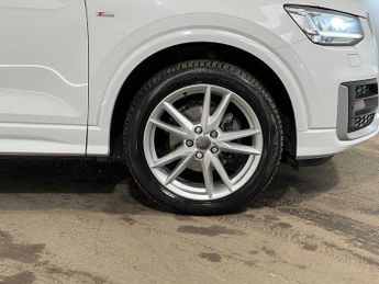 Audi Q2 S line 30 TDI  116 PS S tronic
