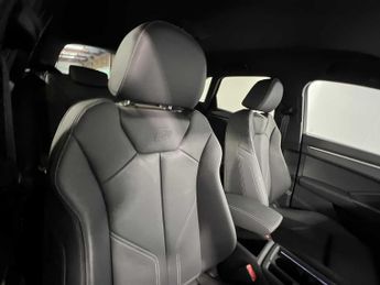 Audi Q3 Black Edition 35 TFSI  150 PS S tronic