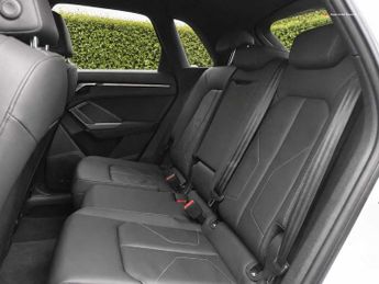 Audi Q3 Black Edition 35 TFSI  150 PS S tronic