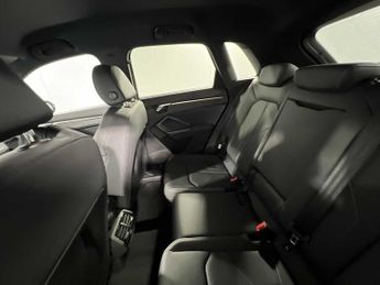 Audi Q3 Black Edition 35 TFSI  150 PS S tronic