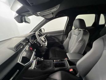 Audi Q3 Black Edition 35 TFSI  150 PS S tronic