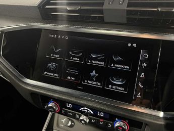 Audi Q3 Black Edition 35 TFSI  150 PS S tronic