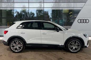 Audi Q3 Black Edition 35 TFSI  150 PS S tronic