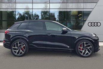 Audi Q6 E-tron SQ6 SUV Edition 1 e-tron  360,00 kW