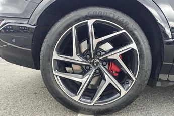 Audi Q6 E-tron SQ6 SUV Edition 1 e-tron  360,00 kW