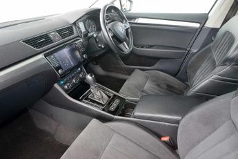 SKODA Superb 2.0 TDI CR SE L Executive 5dr DSG