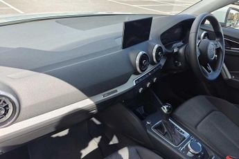 Audi Q2 Sport 35 TFSI  150 PS S tronic