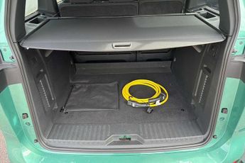 Volkswagen ID. Buzz 150kW Life Pro 77kWh 5dr Auto