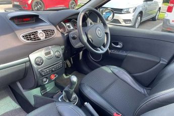 Renault Clio 1.2 TCE Privilege 5dr