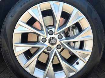 SKODA Superb 1.5 TSI iV SE L DSG 5dr