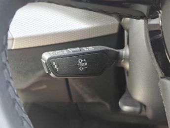 Audi Q2 Sport 35 TFSI  150 PS S tronic