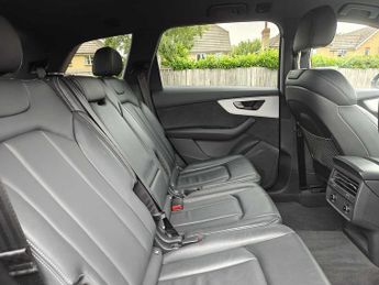 Audi Q7 S line 50 TDI quattro 286 PS tiptronic