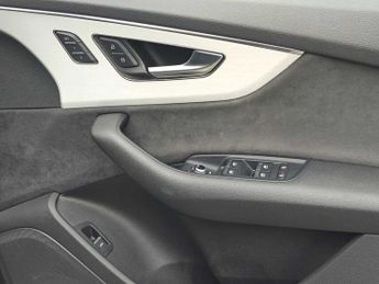 Audi Q7 S line 50 TDI quattro 286 PS tiptronic