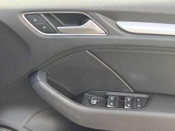 Audi A3 Sportback Black Edition 35 TDI  150 PS S tronic