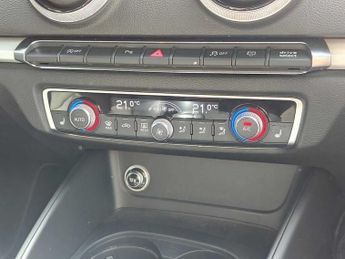 Audi A3 Sportback Black Edition 35 TDI  150 PS S tronic