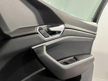 Audi e-tron Technik 55 quattro 300,00 kW