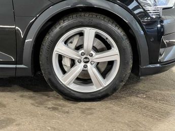 Audi e-tron Technik 55 quattro 300,00 kW