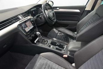Volkswagen Passat 2.0 TDI GT 5dr DSG [Panoramic Roof] [7 Speed]