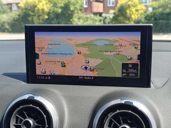 Audi Q2 Sport 35 TFSI  150 PS S tronic