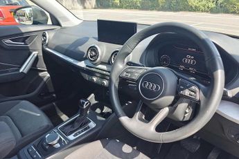 Audi Q2 Sport 35 TFSI  150 PS S tronic