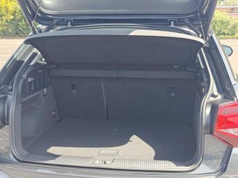 Audi Q2 Sport 35 TFSI  150 PS S tronic
