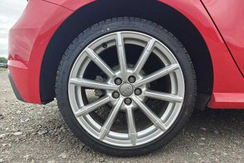 Audi A1 Sportback S line 1.4 TFSI  125 PS S tronic
