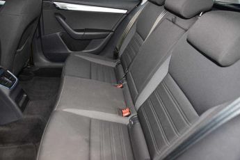 SKODA Octavia Estate 1.5 TSI (150ps) SE Drive ACT DSG