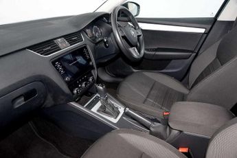 SKODA Octavia Estate 1.5 TSI (150ps) SE Drive ACT DSG