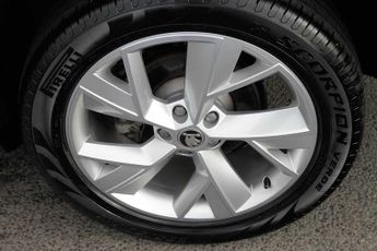 SKODA Kodiaq 2.0TDI (150) 4X4 EDITION DSG 7 SEATS SUV