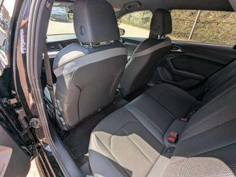 Audi A1 Sportback S line 30 TFSI  116 PS S tronic