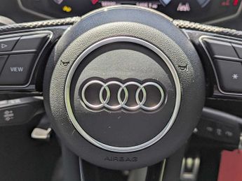 Audi A1 Sportback S line 30 TFSI  116 PS S tronic