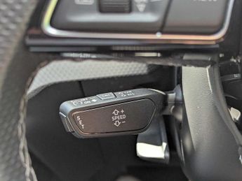 Audi A1 Sportback S line 30 TFSI  116 PS S tronic