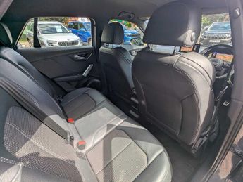 Audi Q2 S line 35 TFSI  150 PS S tronic
