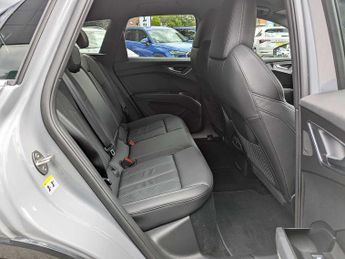 Audi Q4 E-tron Q4  S line 50 e-tron quattro 220,00 kW
