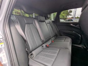 Audi Q4 E-tron Q4  S line 50 e-tron quattro 220,00 kW