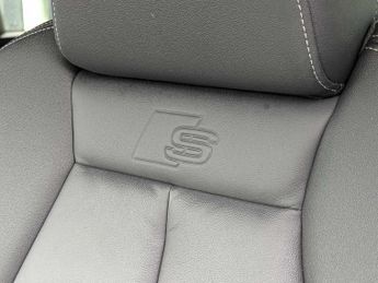 Audi Q4 E-tron Q4  S line 50 e-tron quattro 220,00 kW