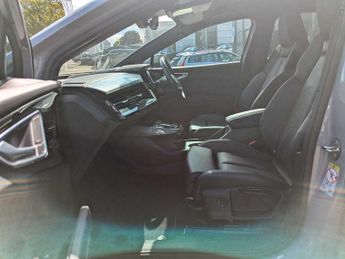 Audi Q4 E-tron Q4  S line 50 e-tron quattro 220,00 kW