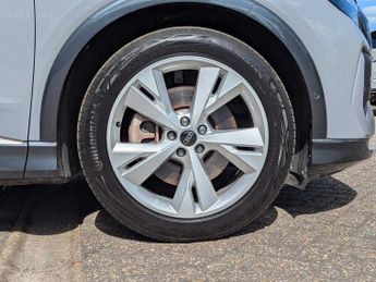 Audi Q4 E-tron Q4  S line 50 e-tron quattro 220,00 kW
