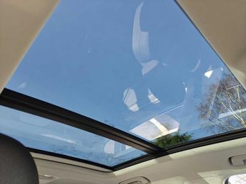 Audi Q3 Sport 35 TFSI  150 PS S tronic