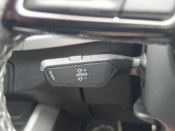 Audi Q2 Black Edition 35 TFSI  150 PS S tronic