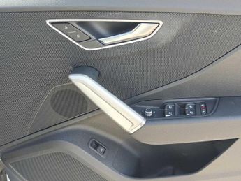 Audi Q2 Sport 35 TFSI  150 PS S tronic