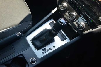 SKODA Octavia 1.0 TSI SE 5dr DSG