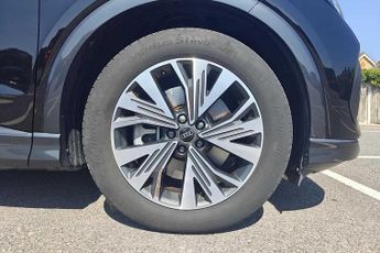 Audi Q4 E-tron Q4  Sport 45 e-tron  210,00 kW