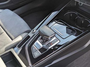 Audi A5 Sportback Black Edition 40 TFSI  204 PS S tronic